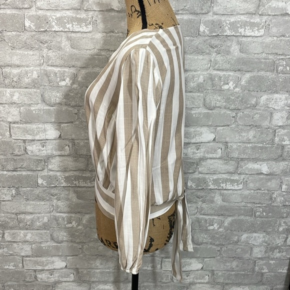 KAII Striped Tie Back Top - Picture 2 of 5